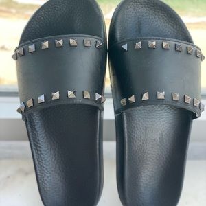 Valentino pool slides. Very good condition.